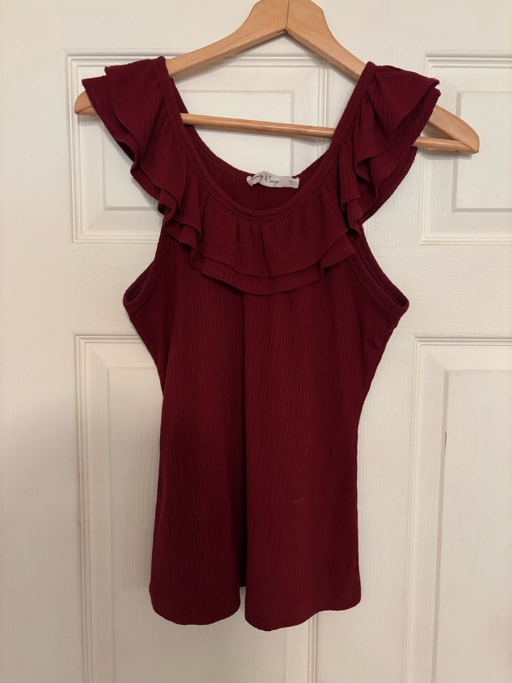 Ruffled Sleeveless Knit Top in Burgundy